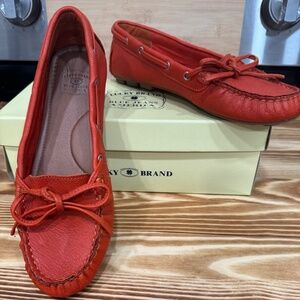 LUCKY BRAND Women's Mandarin Comfort Darice Round Toe Slip On Leather Moccasins